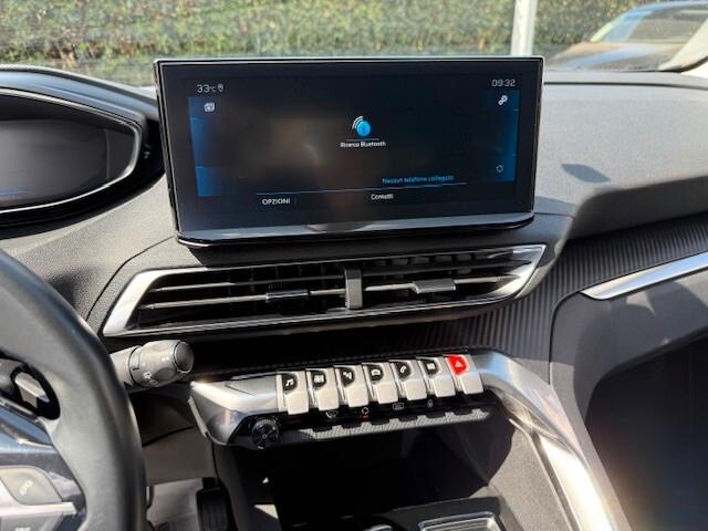 Peugeot 3008 BlueHDi 130 S&S EAT8 Allure