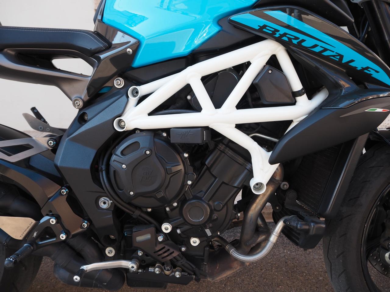 Mv Agusta Brutale 800