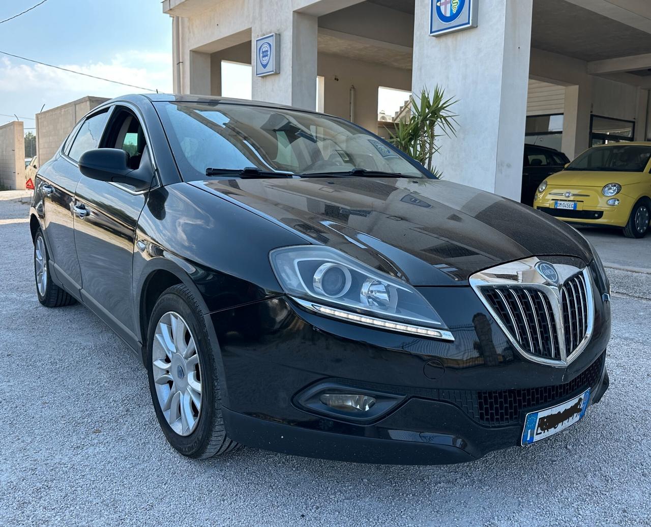 Lancia Delta 1.6 MJT Selectronic Platinum 2011