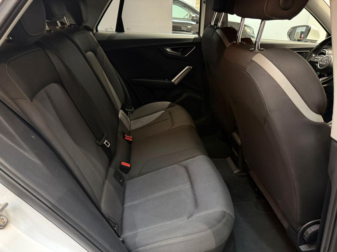 Audi Q2 30 1.6 TDI 116cv S tronic Admired S-LINE