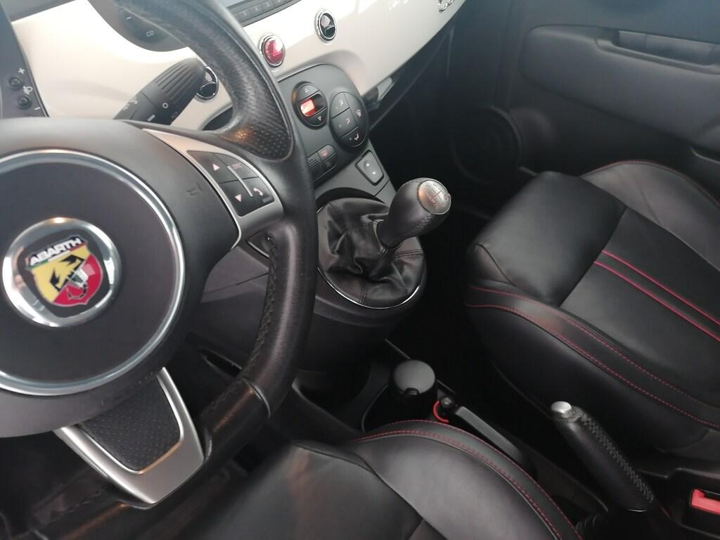 Abarth 595 1.4 Turbo T-Jet Yamaha Factory Racing