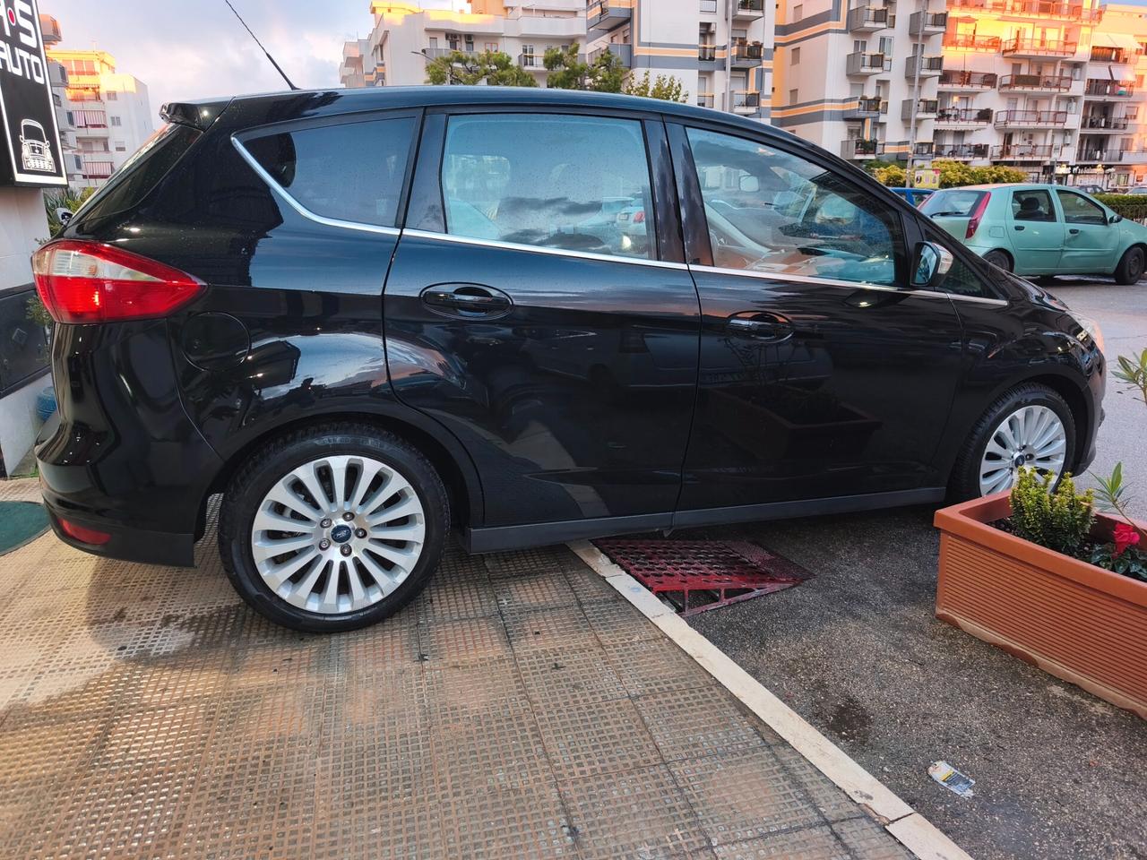 Ford C-Max 1.6 TDCi 115CV Titanium