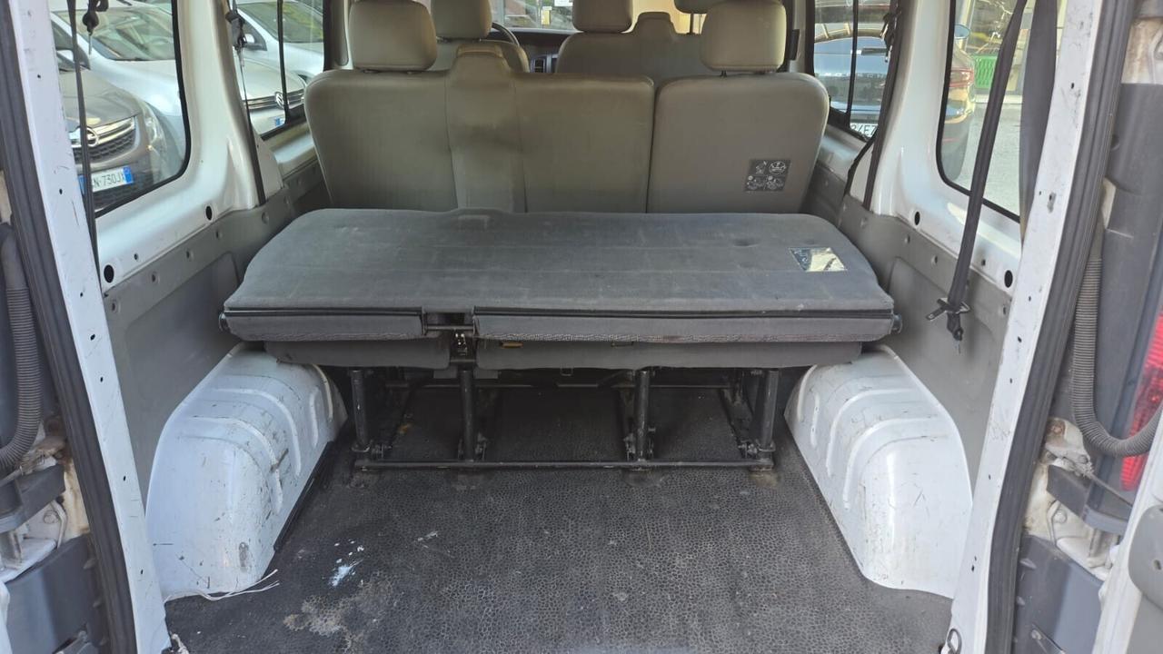 Renault Trafic T29 1.9 dCi/100CV PC-TN Combi