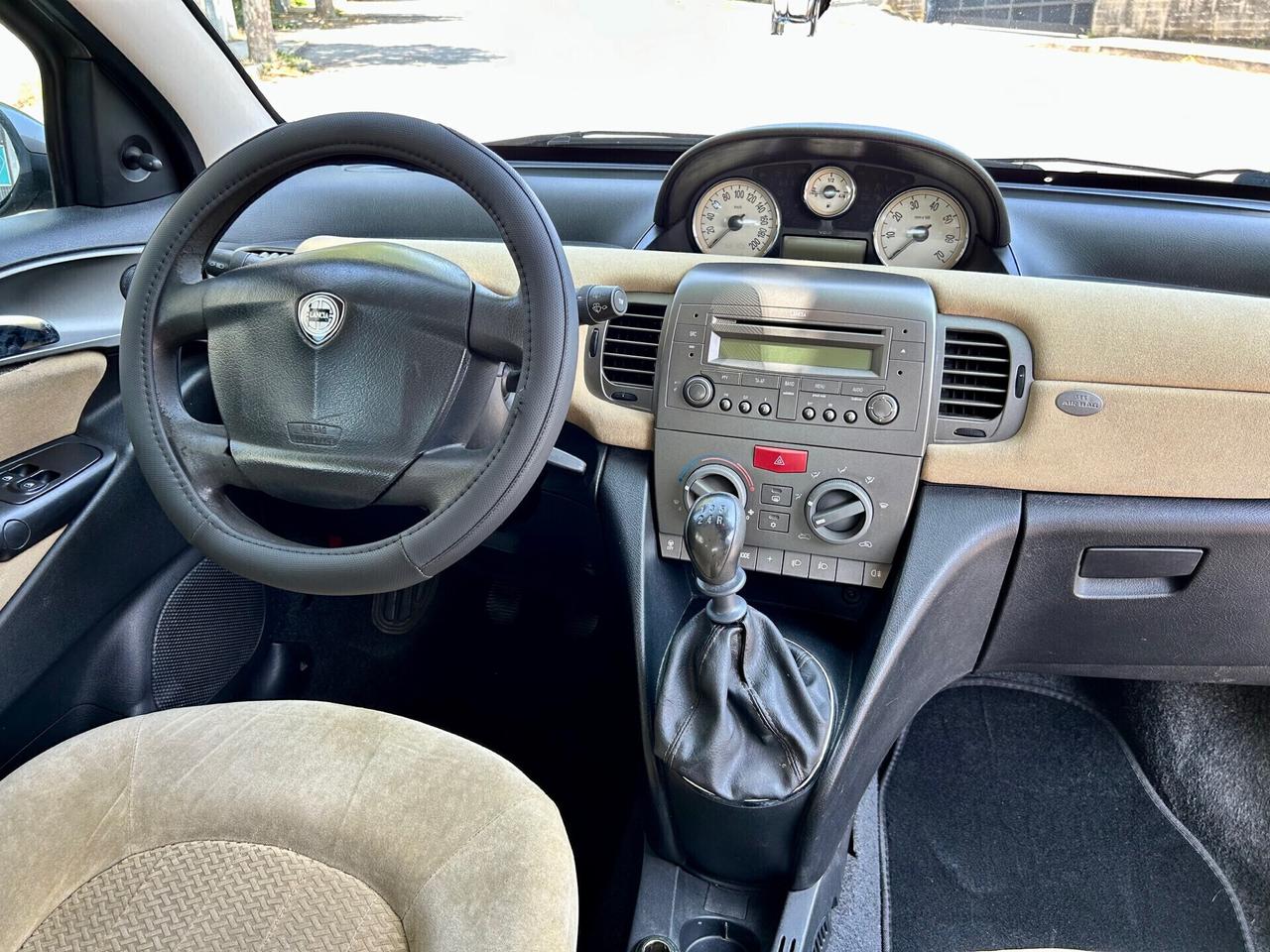 Lancia Ypsilon 1.2 Oro berlina 2 volumi - APPENA TAGLIANDATA - OK NEOPATENTATI