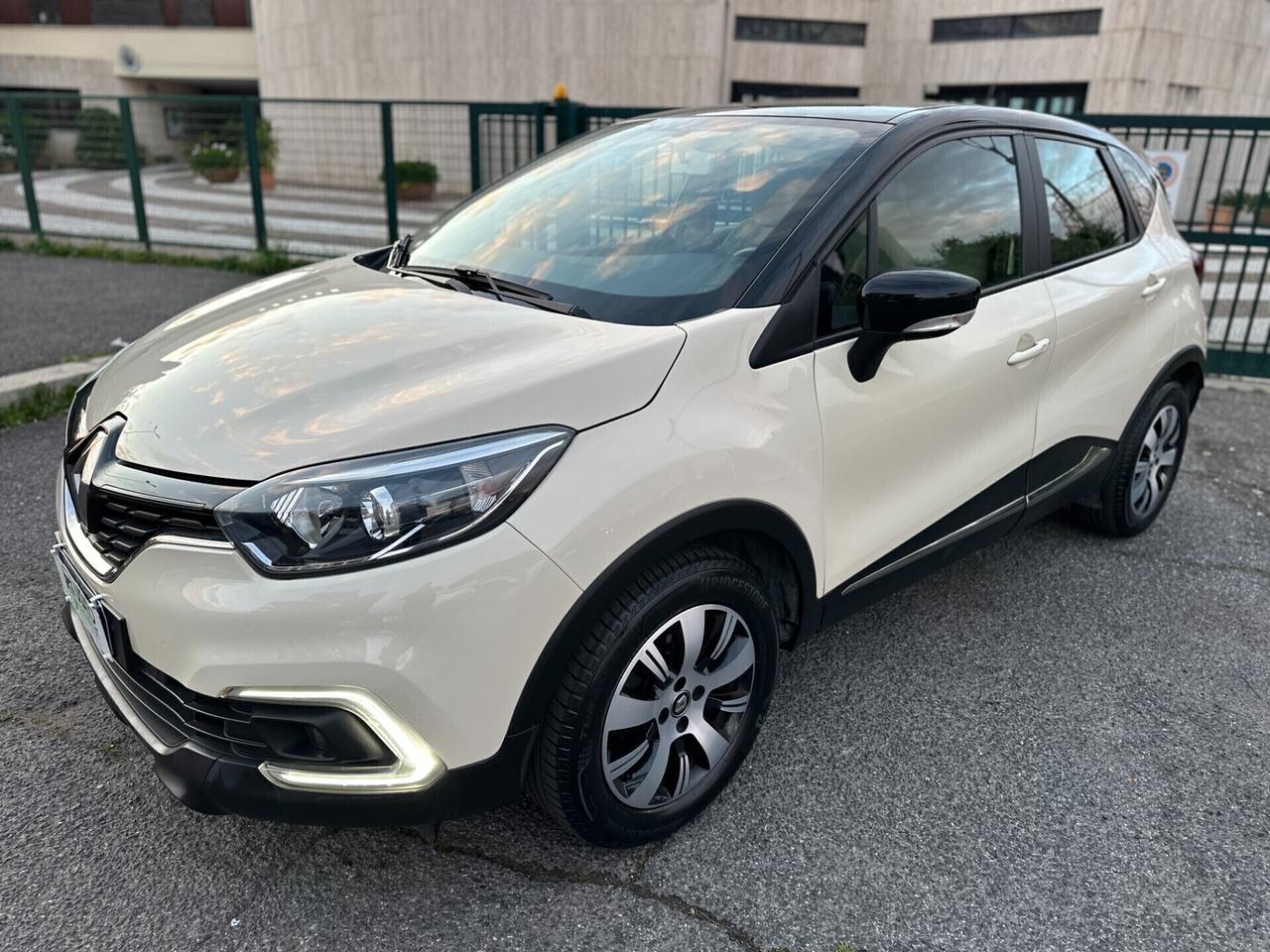 Renault Captur 0.9 TCe 90 CV Euro 6 GARANZIA 12m