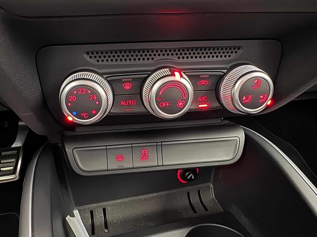 Audi A1 SPB TFSI S-Line / automatica DSG/full led