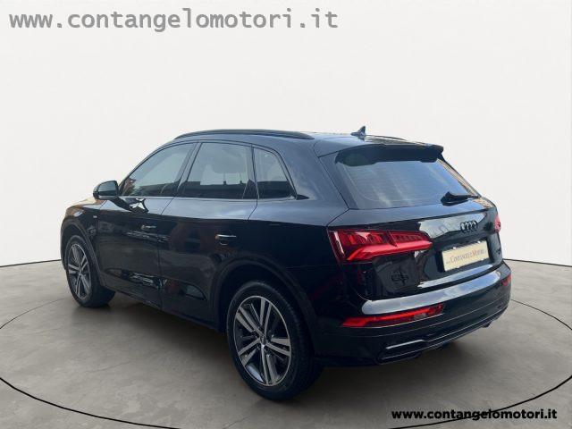 AUDI Q5 40 TDI quattro S tronic S line plus