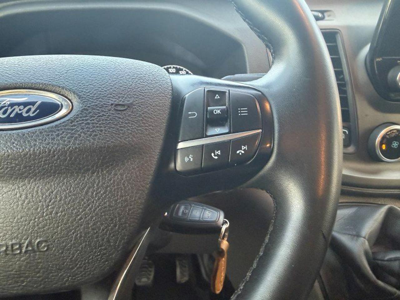 Ford Transit Custom 320 2.0 EcoBlue 130 PC Combi Trend 9 posti + IVA