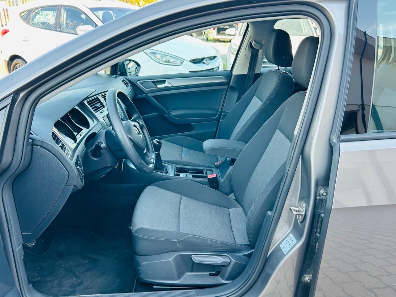 Volkswagen Golf 1.6 TDI 5p. Highline BlueMotion Technology