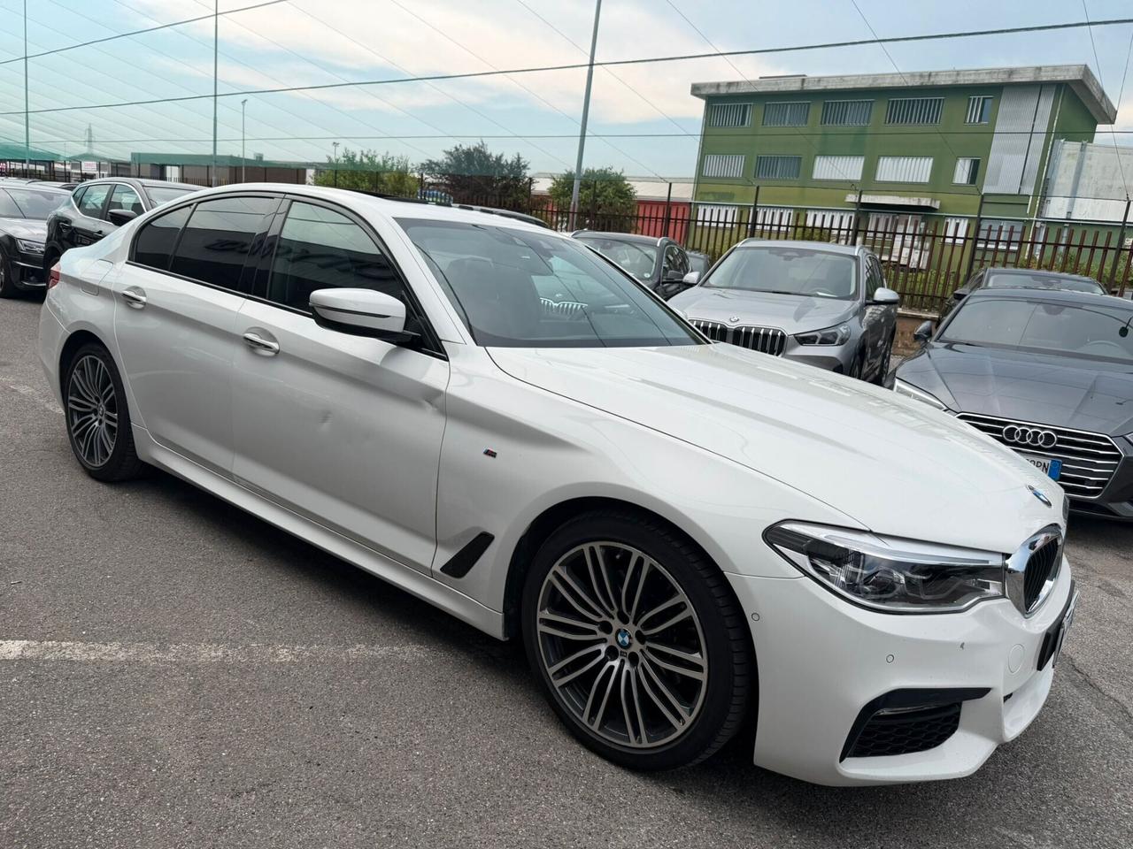 BMW 520 Berlina 520d Msport auto / TETTUCCIO APRIBILE (SERVICE IN BMW)