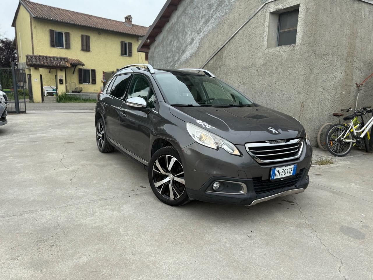 Peugeot 2008 1.6 e-HDi 115 CV Stop&Start Allure