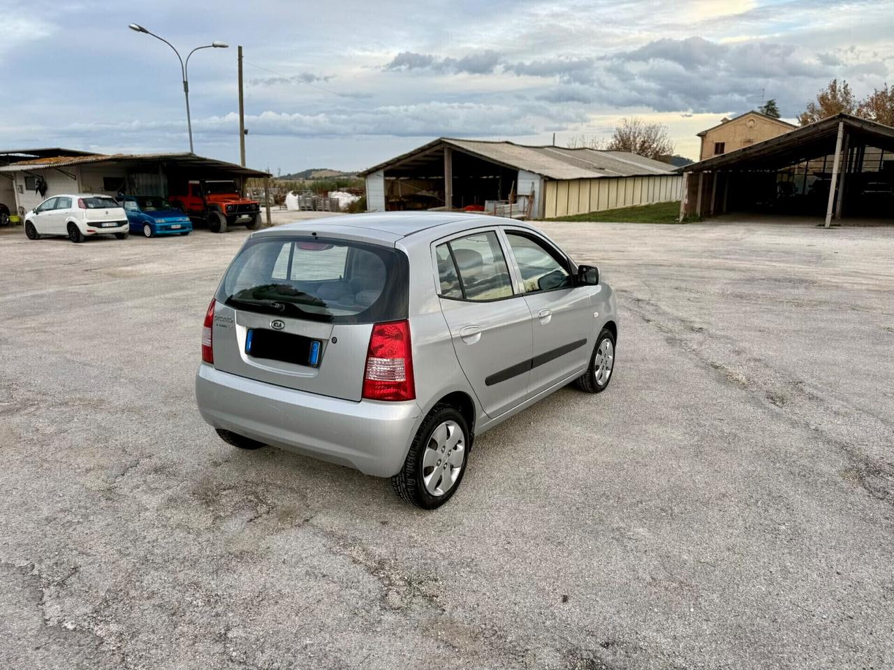 Kia Picanto 5porte 1.0 Benzina CON 67 MILA KM