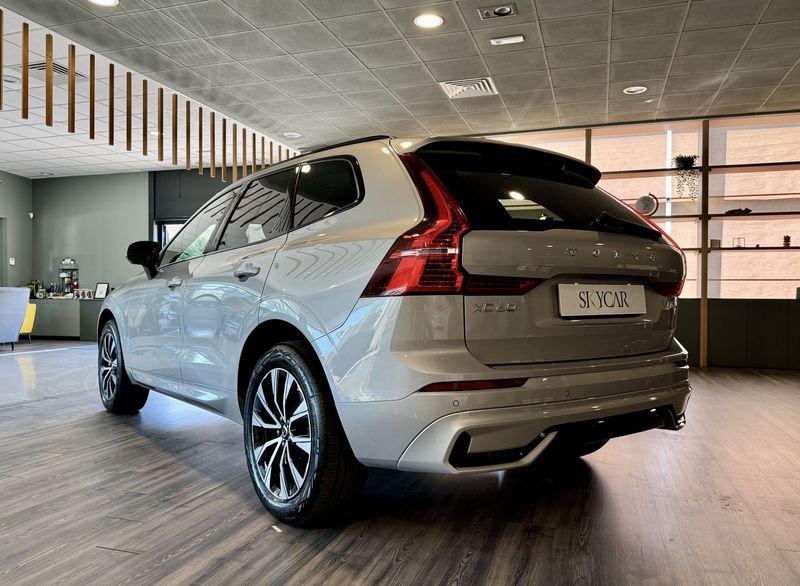 Volvo XC60 B4 automatico Plus Dark