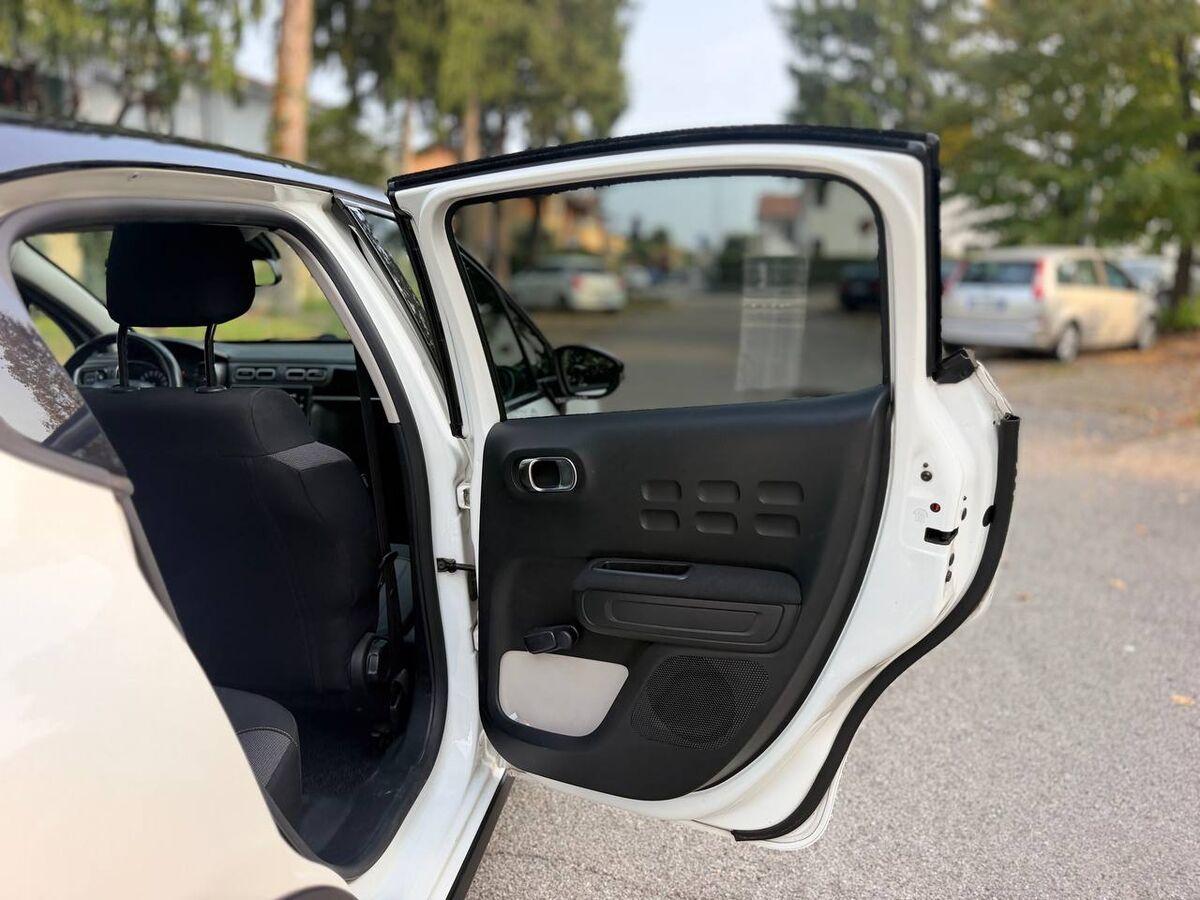 Citroen C3 1.2 puretech Shine s&s 110cv eat6 my18