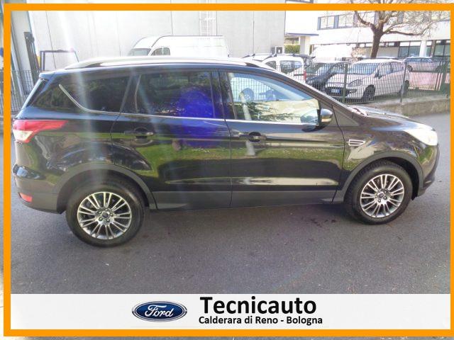 FORD Kuga 2.0 TDCI 140 CV 4WD Powershift Titanium