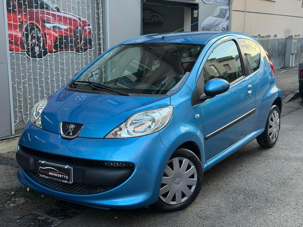 Peugeot 107 1.0 68CV 3p. Sweet Years 2008