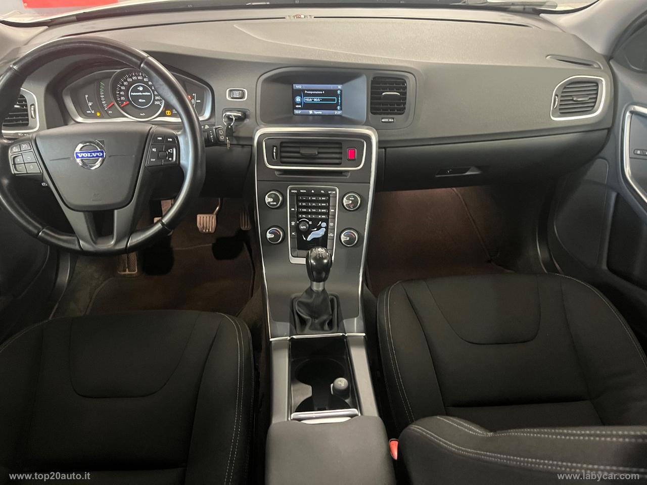 VOLVO V60 D2 1.6 Business|GANCIO TRAINO|97.000 CHILOMETRI CERT.