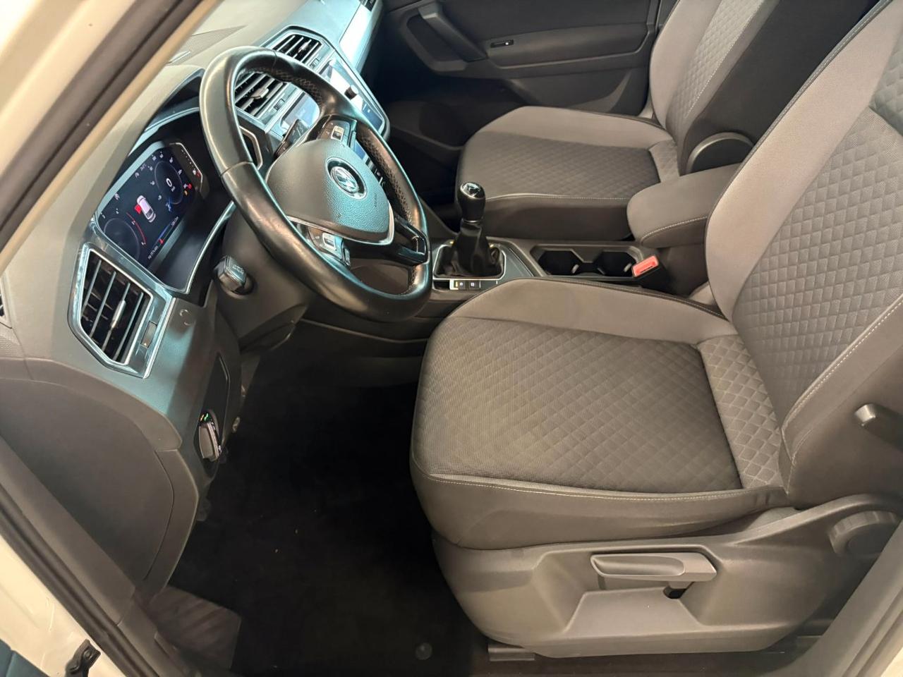 Volkswagen Tiguan 1.6 tdi R-Line 115cv