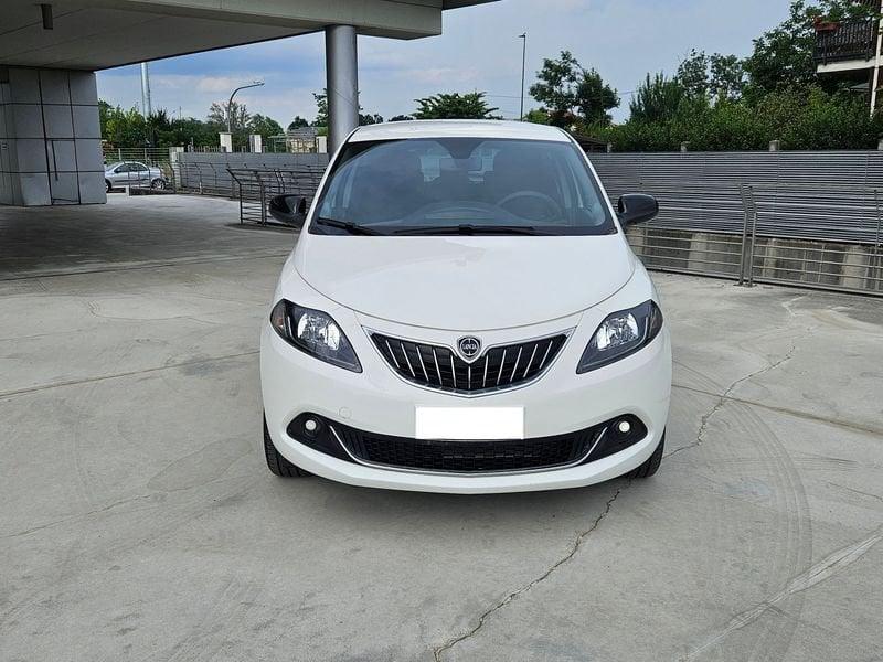 Lancia Ypsilon 1.0 FireFly 5 porte S&S Hybryd Gold con BONUS EASY GO'