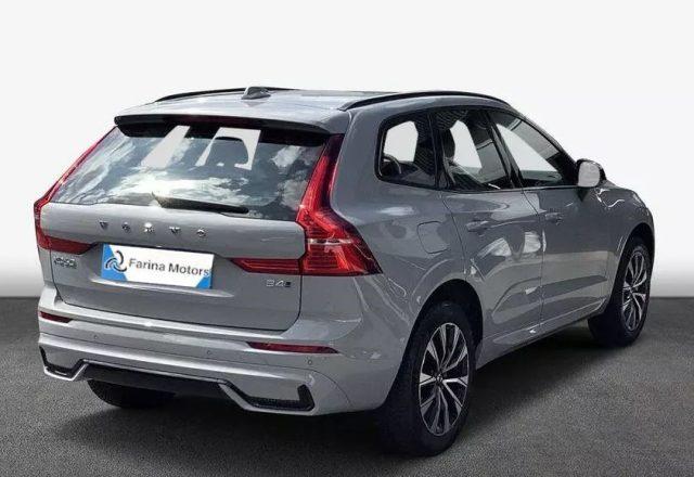 VOLVO XC60 B4 (d) AWD automatico Plus Dark N1Autocarro