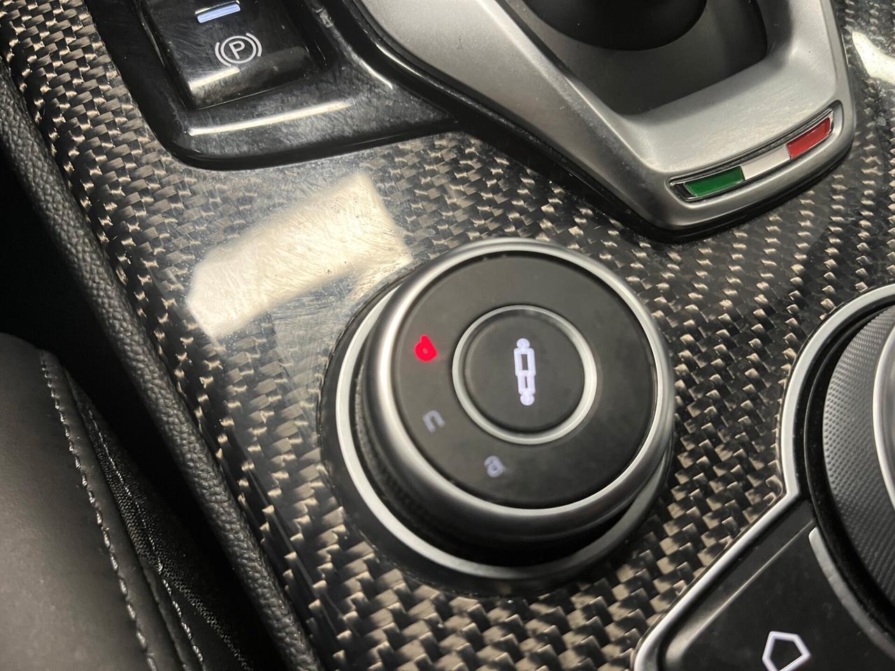 Alfa Romeo Stelvio 2.0 Turbo 280 CV AT8 Q4 Veloce Tì