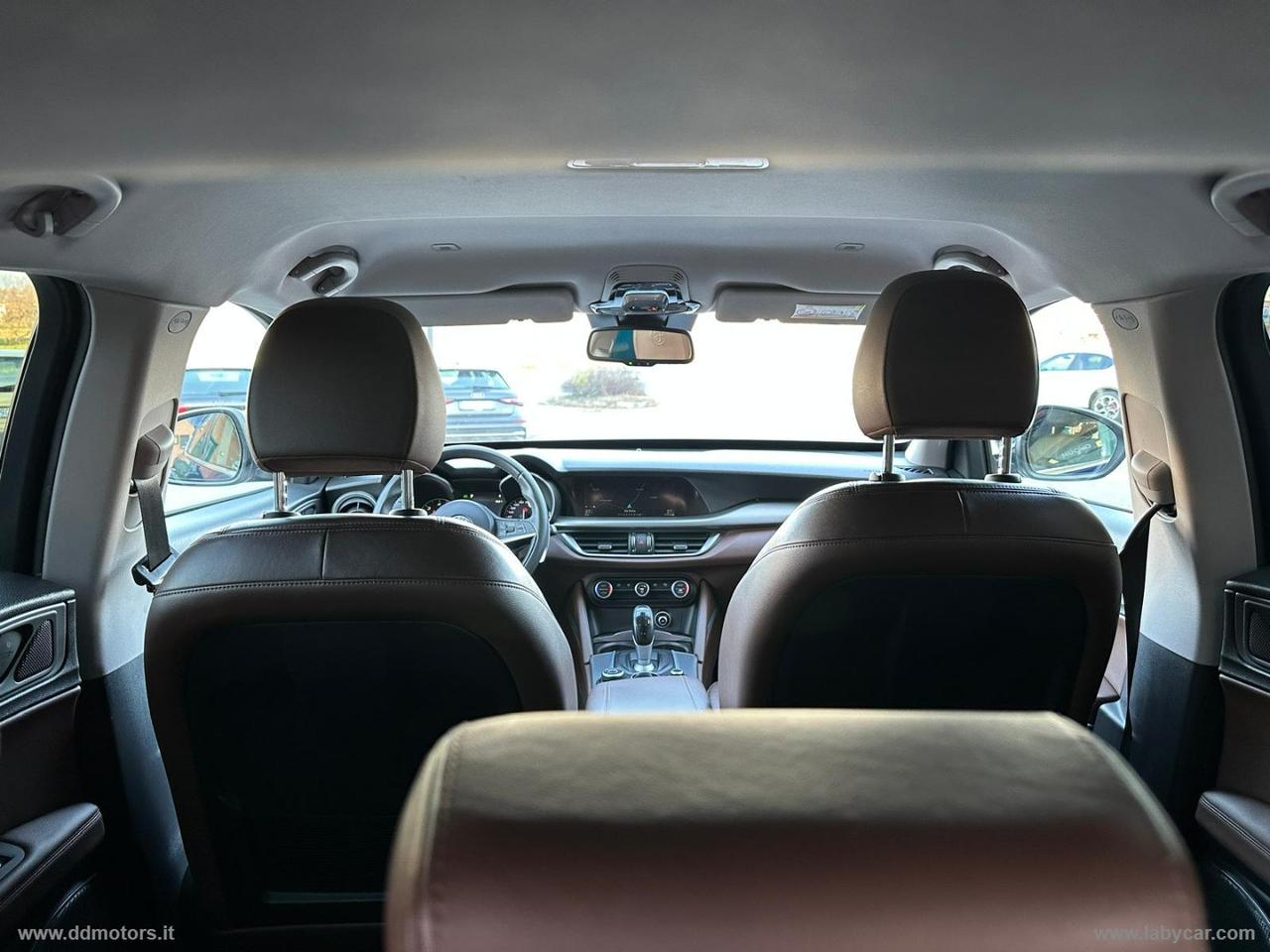 ALFA ROMEO Stelvio 2.2 T.diesel 210 CV AT8 Q4 Exec. CAMBIO AUTOMATICO/GANCIO TRAINO