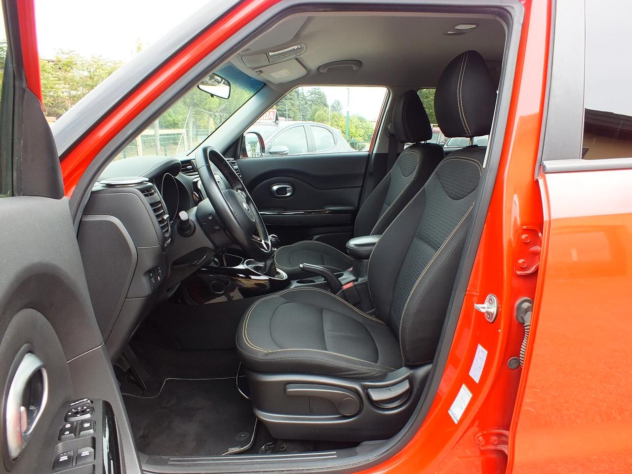 KIA SOUL 1.6 CRDi 136 CV EURO 6-RETROCAMERA-