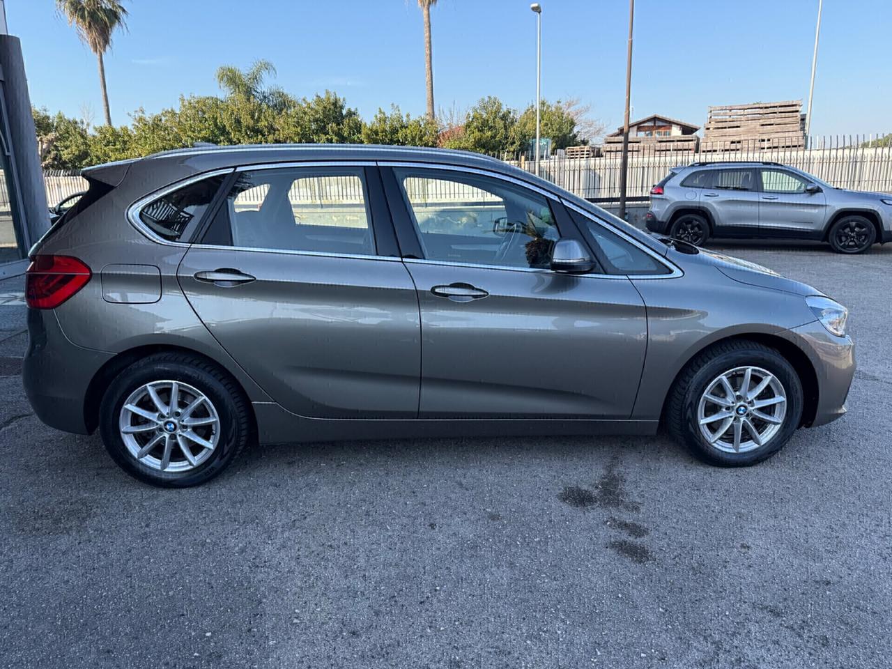 Bmw 2er Active Tourer 218d Active Tourer Luxury