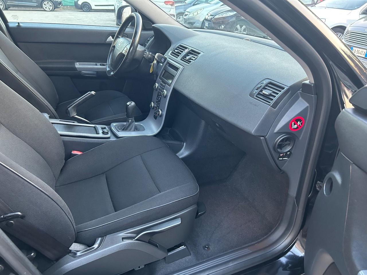 Volvo V50 1.6 D 150000km