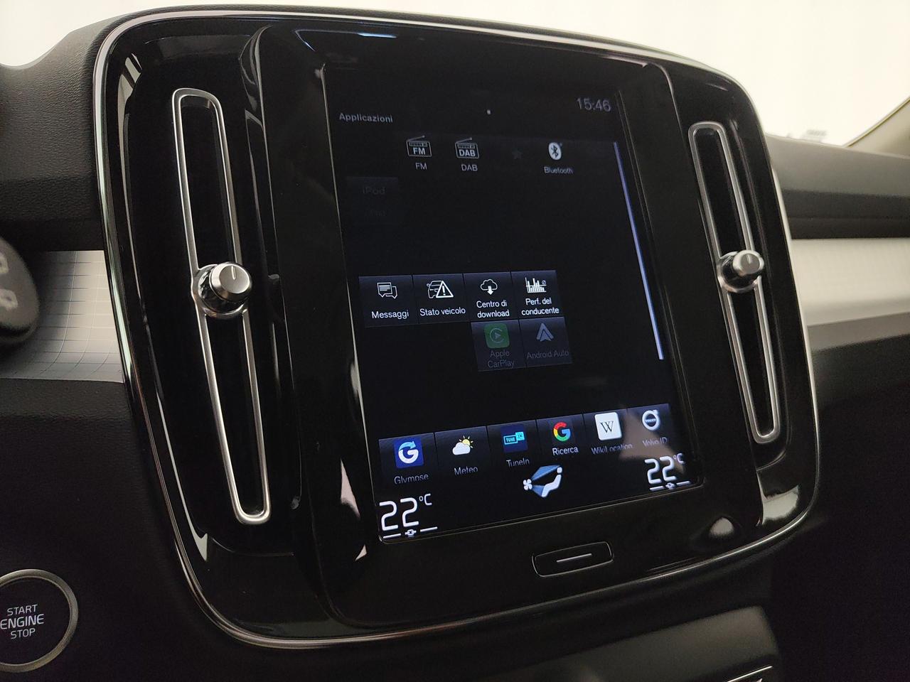 VOLVO XC40 - XC40 2.0 d4 Momentum awd geartronic