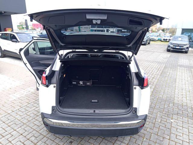 PEUGEOT 3008 BlueHDi 130 S&S Allure