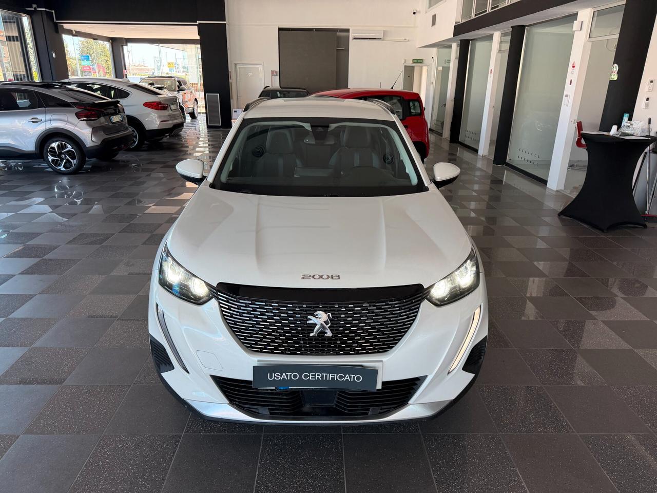 Peugeot 2008 PureTech 130 S&S Allure (96kw)