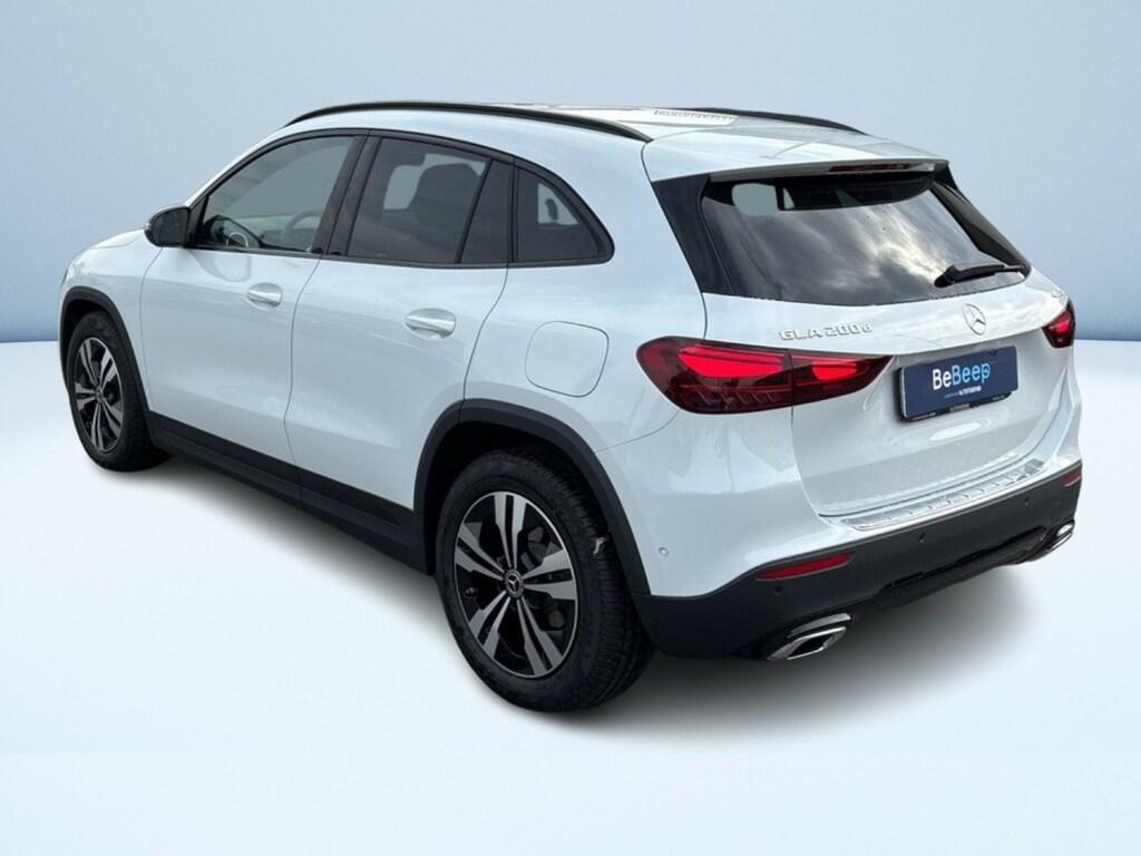 Mercedes GLA 200 200 D Progressive Advanced Plus 4Matic 8G-DCT