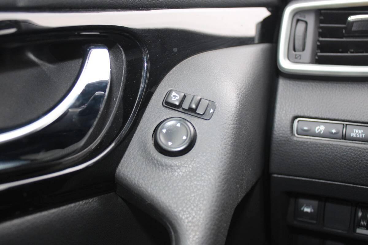 Nissan Qashqai 1.3 dig-t Business 140cv Con TELECAMERA