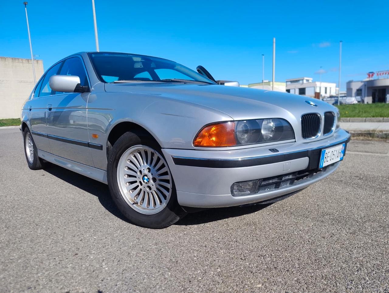 Bmw 520 520i 24V cat Futura