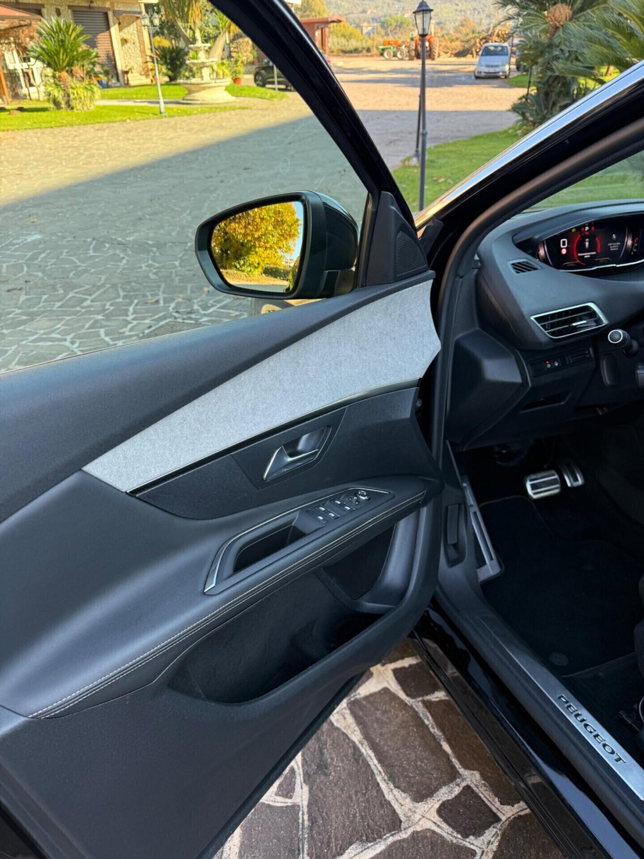 Peugeot 3008 Gt 1.5 Diesel uni proprietario 2022