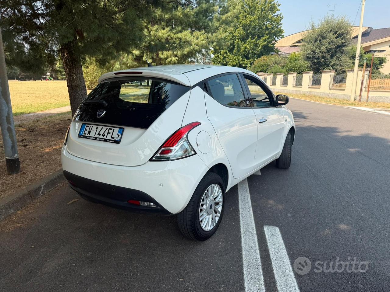 Lancia Ypsilon turbo benzina metano