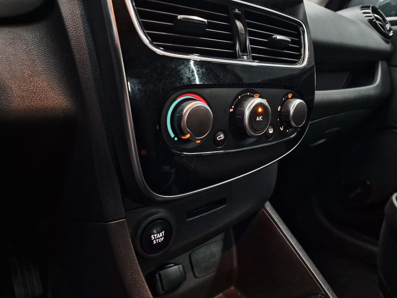 Renault Clio 0.9 TCe 12V 90 CV 5 porte Business