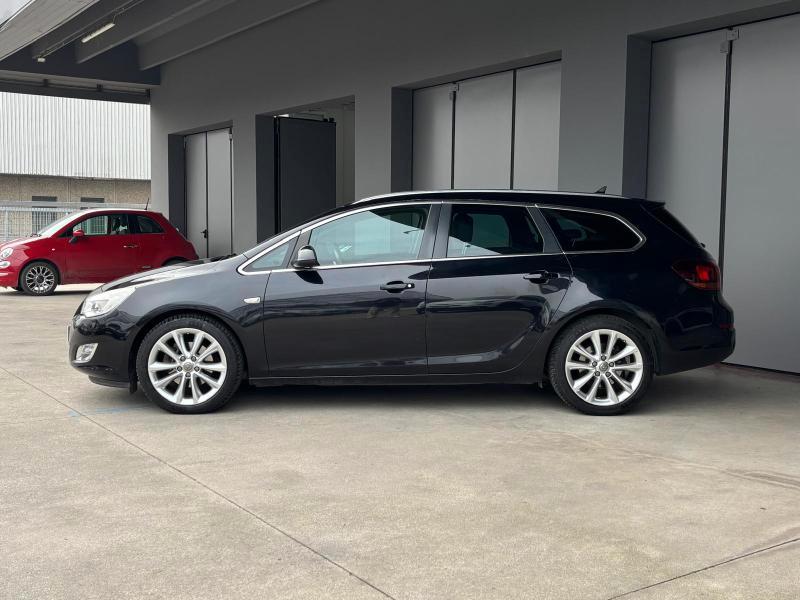 Opel Astra Sports Tourer 1.7 cdti Cosmo 110cv