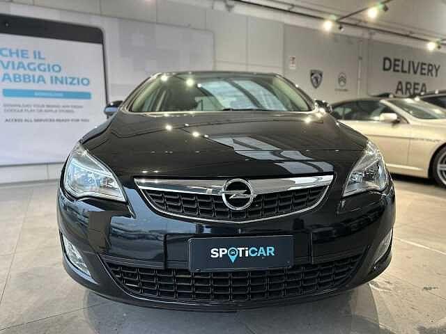 Opel Astra 1.4 100CV 5 porte