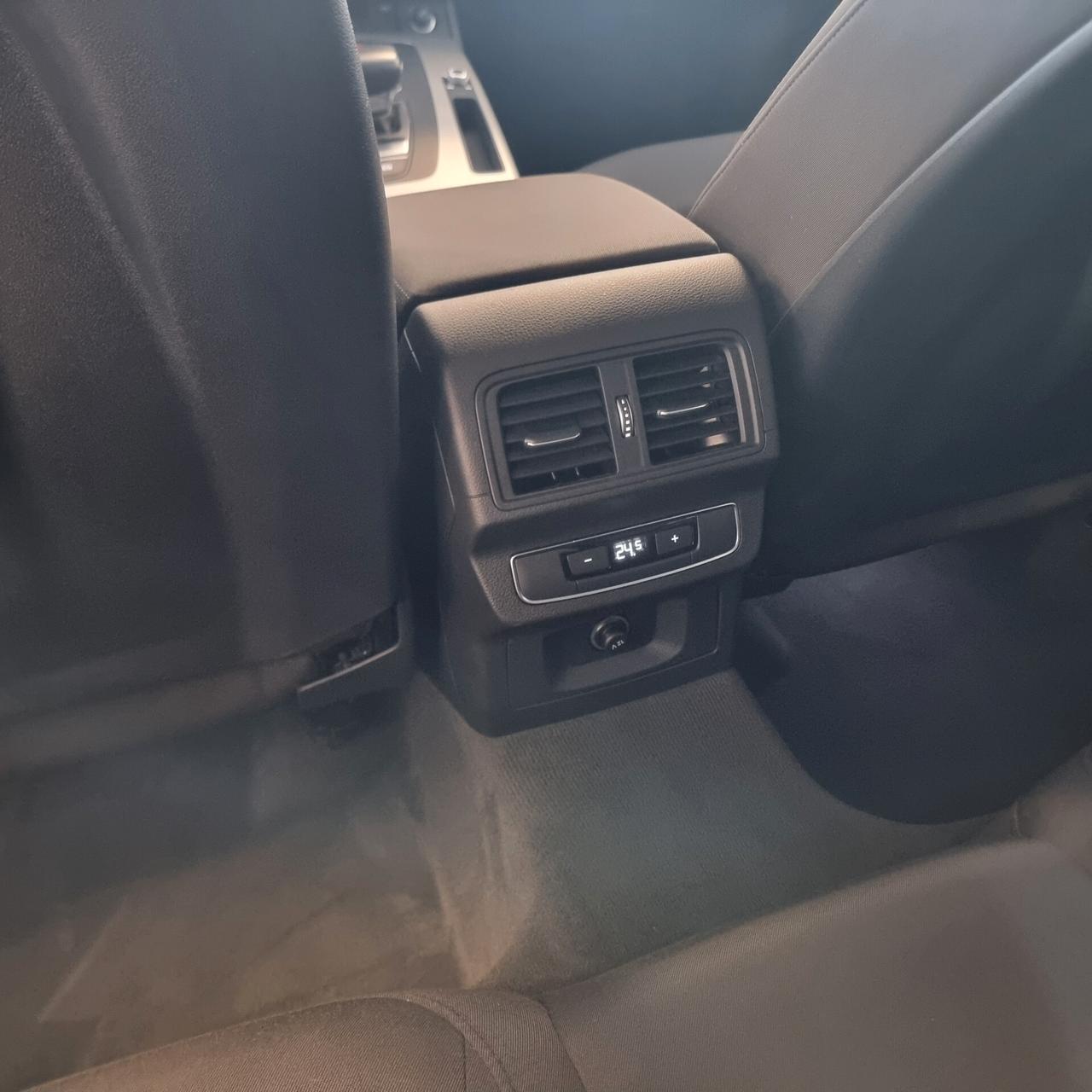 Audi Q5 Business 2.0 TDI 204cv 40 Quattro S-tronic Euro 6D