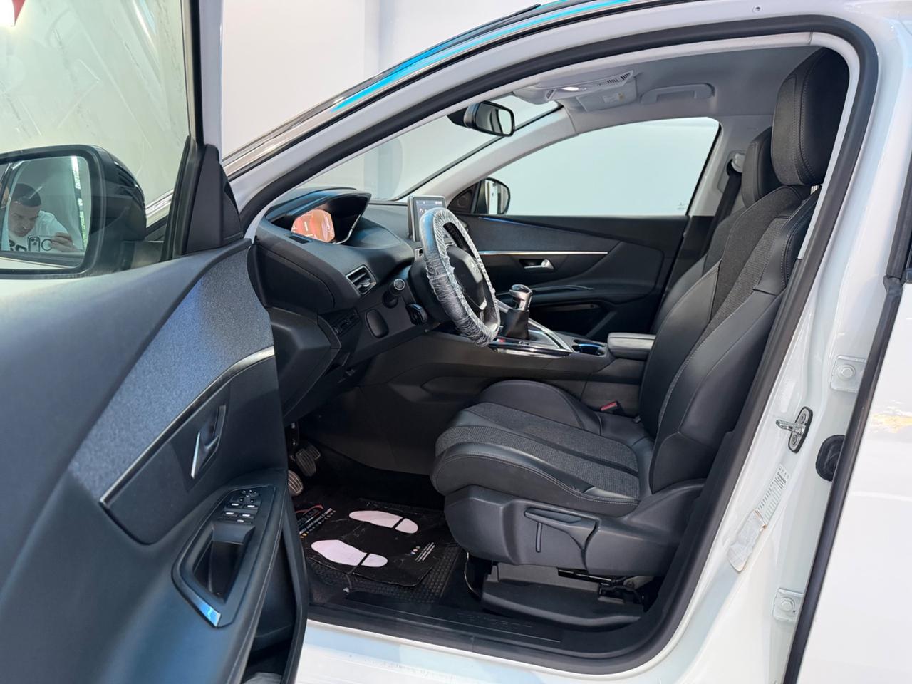 Peugeot 3008 BlueHDi 130 S&S Allure