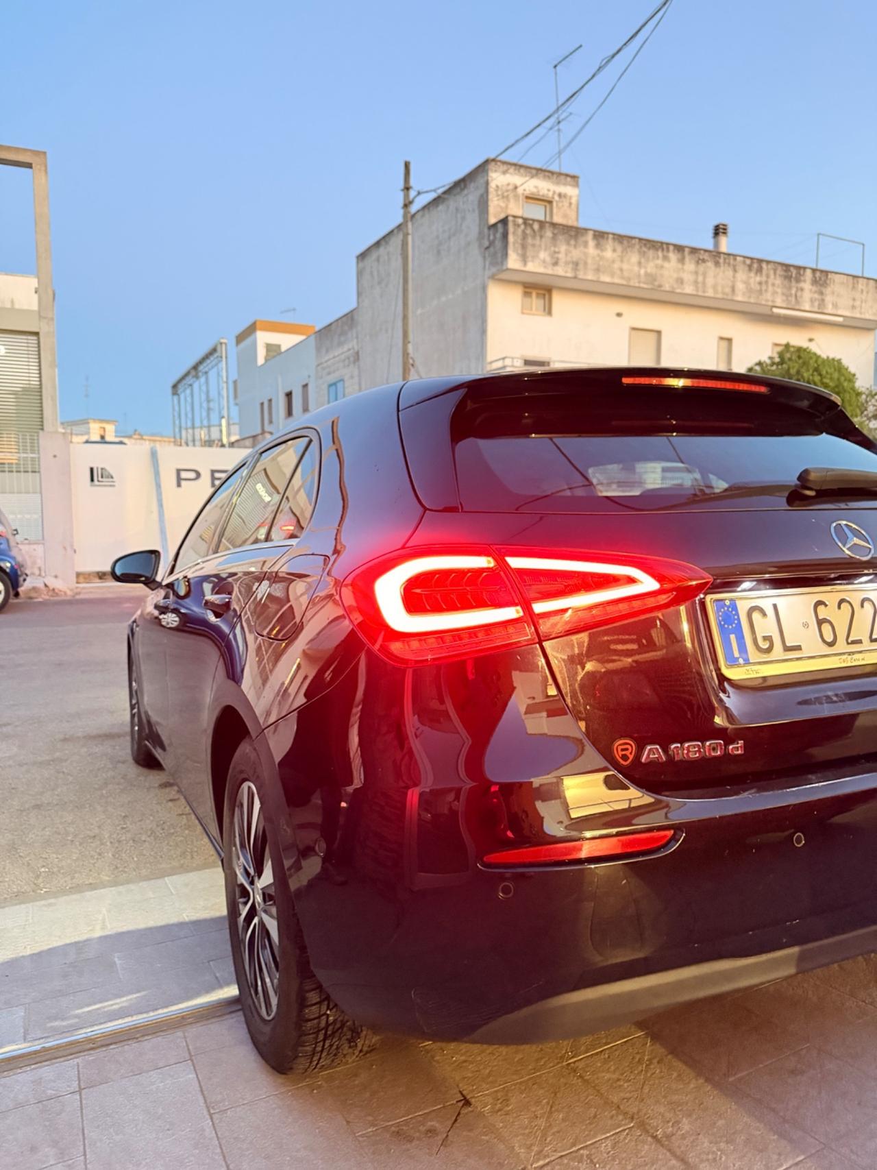Mercedes-benz A 180 d Automatic Business-2022