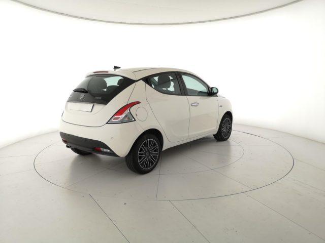 LANCIA Ypsilon 1.0 FireFly 5 porte S&S Hybrid Gold