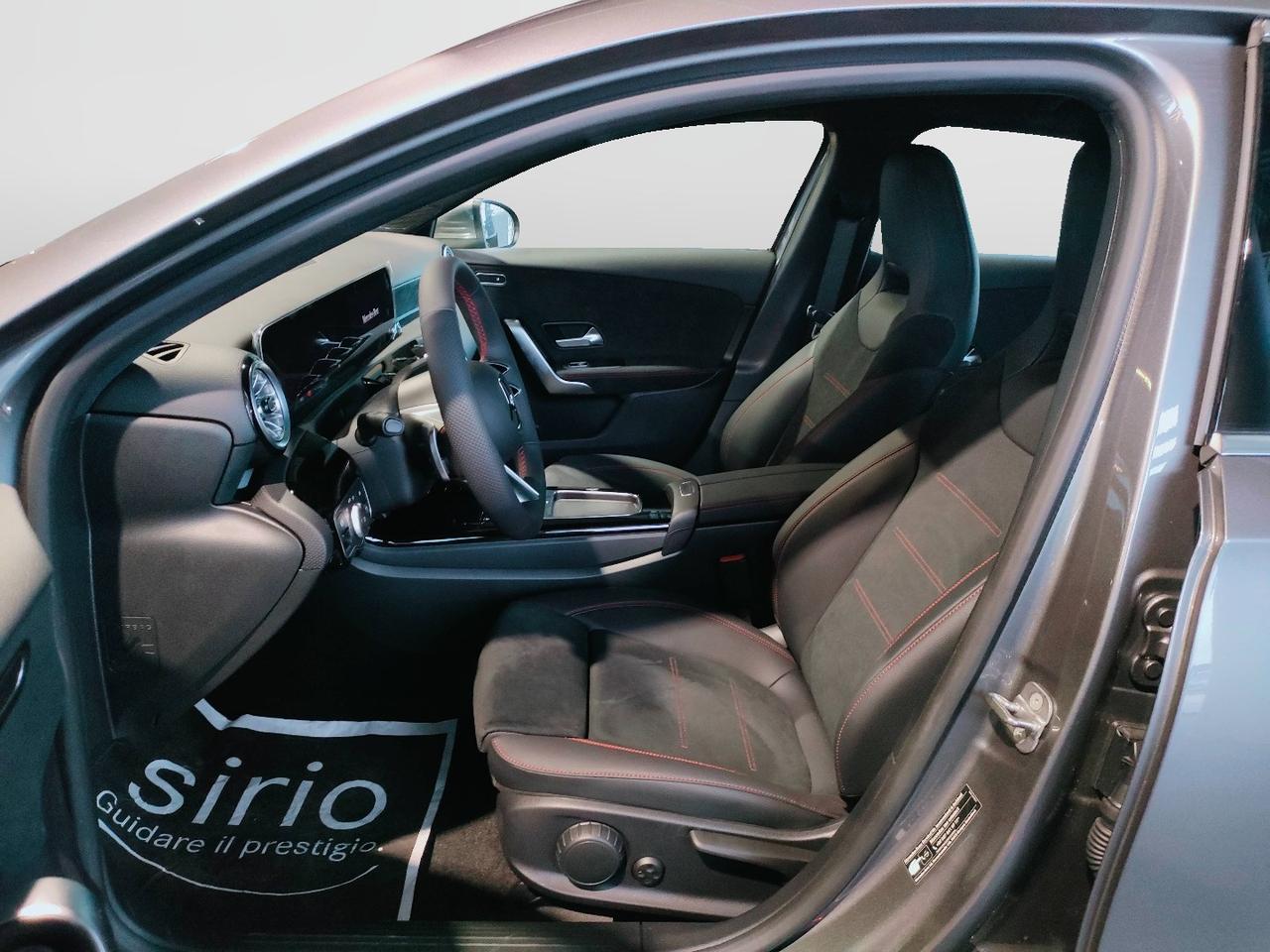 Mercedes-Benz A 250 e con tecnologia ibrida EQ