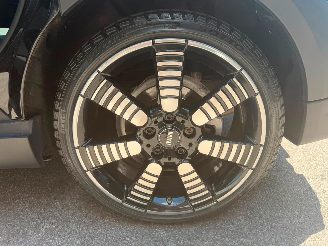 Mini 1.5 Cooper Yours