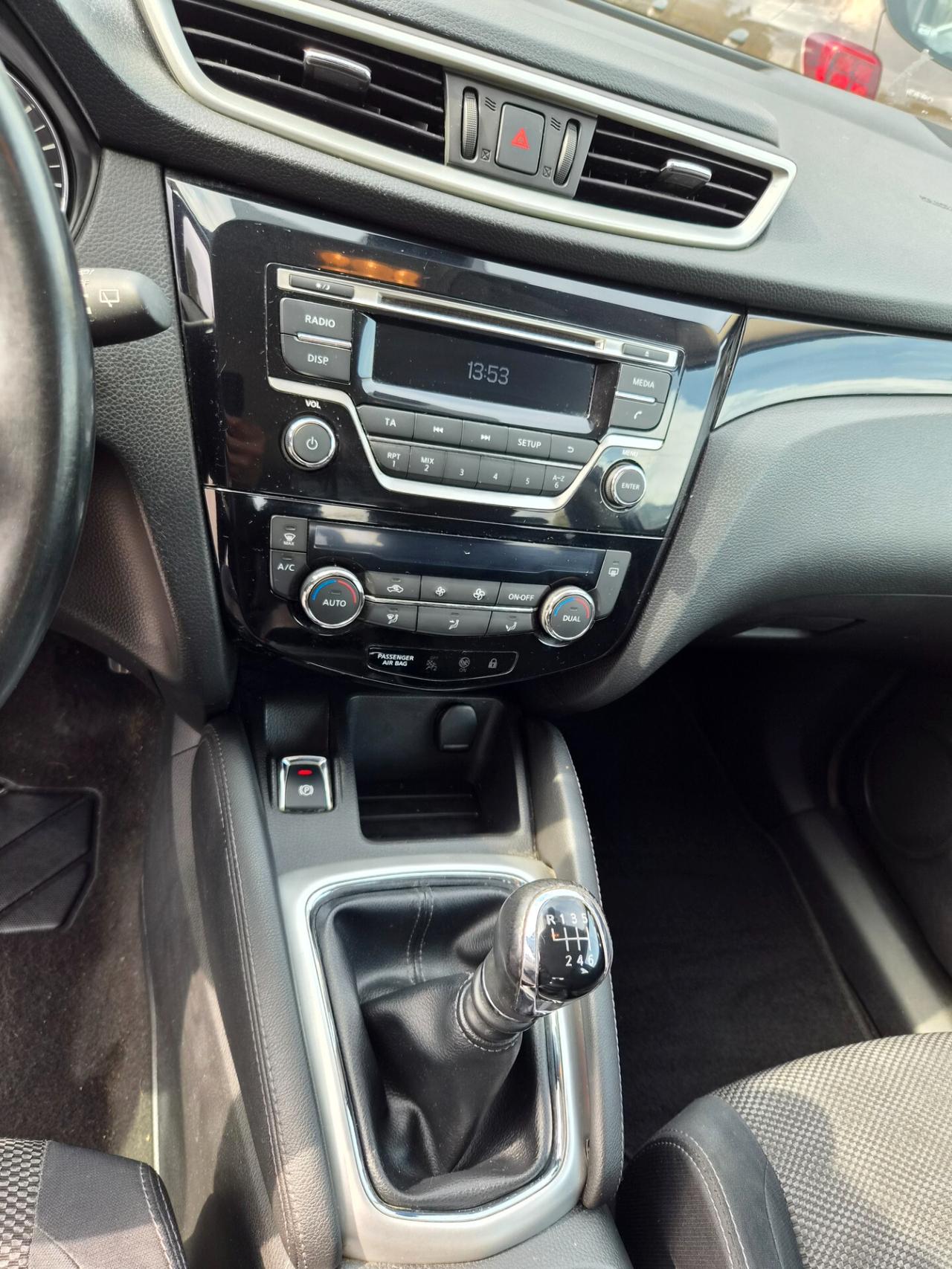 Nissan Qashqai 1.5 dCi Visia
