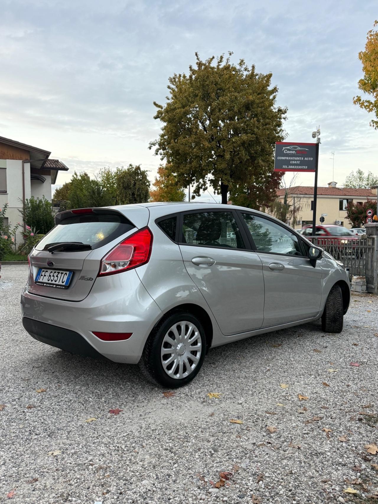 Ford Fiesta 1.5 TDCi 75CV 5 porte Titanium