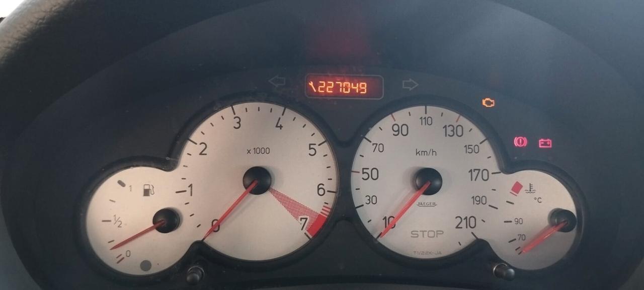 Peugeot 206 1.4 3p. Sweet Years