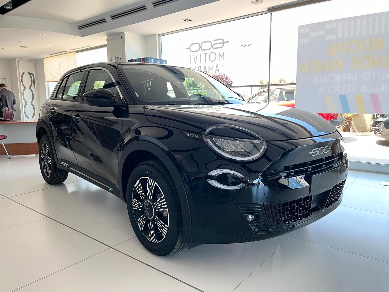 Fiat 600 Hybrid 110 CV DCT MHEV KM0